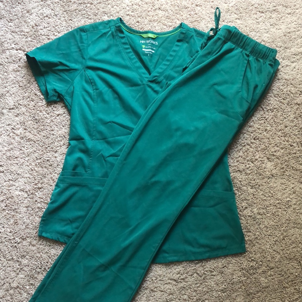 Healing Hands scrub set